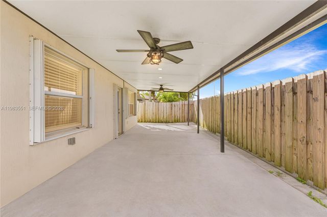 2381 NE 4th St, Homestead, FL 33033