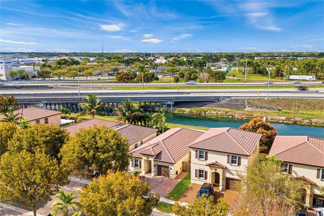 2381 NE 4th St, Homestead, FL 33033