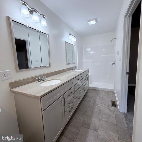 155 BUCHANAN VALLEY RD, Orrtanna, PA 17353