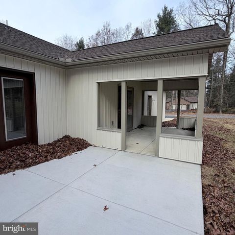 155 BUCHANAN VALLEY RD, Orrtanna, PA 17353