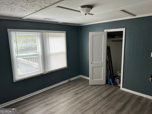 911 Ponce De Leon Circle S, Macon, GA 31206