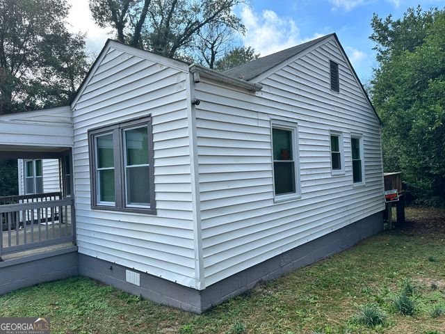 911 Ponce De Leon Circle S, Macon, GA 31206