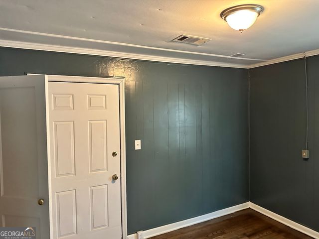 911 Ponce De Leon Circle S, Macon, GA 31206