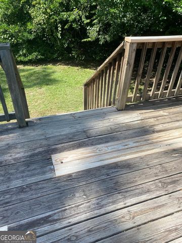 911 Ponce De Leon Circle S, Macon, GA 31206