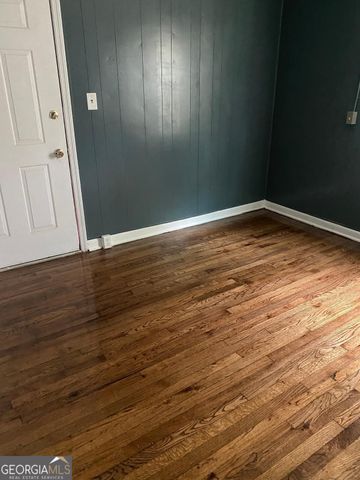 911 Ponce De Leon Circle S, Macon, GA 31206