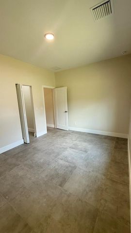 2007 N 49th Street, Fort Pierce, FL 34947