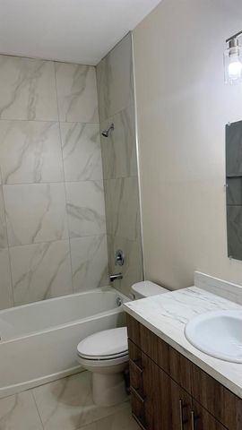 2007 N 49th Street, Fort Pierce, FL 34947