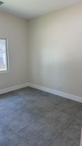 2007 N 49th Street, Fort Pierce, FL 34947