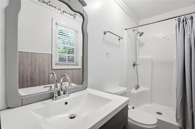 40 Oak Hill Drive, Winder, GA 30680