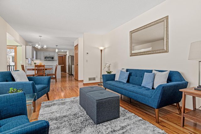 8754 Maryland Avenue N, Brooklyn Park, MN 55445