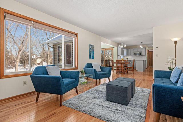 8754 Maryland Avenue N, Brooklyn Park, MN 55445