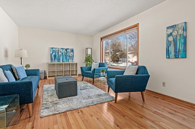 8754 Maryland Avenue N, Brooklyn Park, MN 55445