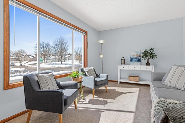 8754 Maryland Avenue N, Brooklyn Park, MN 55445