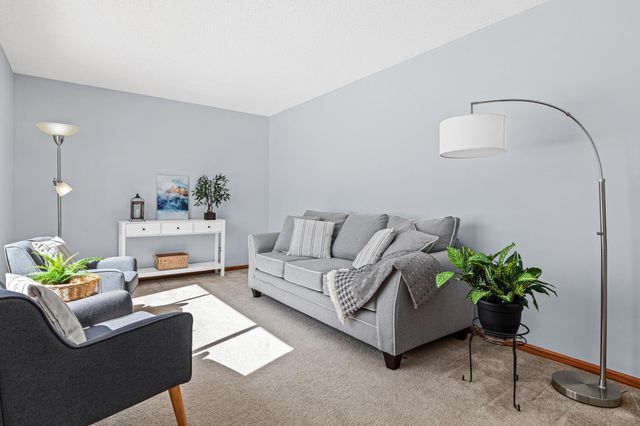 8754 Maryland Avenue N, Brooklyn Park, MN 55445