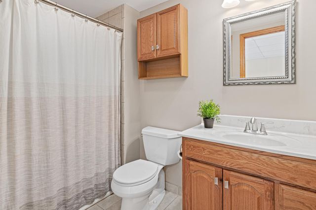 8754 Maryland Avenue N, Brooklyn Park, MN 55445