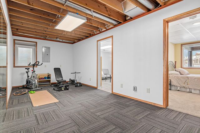 8754 Maryland Avenue N, Brooklyn Park, MN 55445