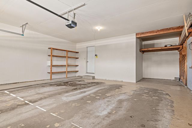 8754 Maryland Avenue N, Brooklyn Park, MN 55445