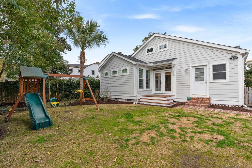 Image 33 of property listing at 237 Gordon Street, Charleston, SC 29403