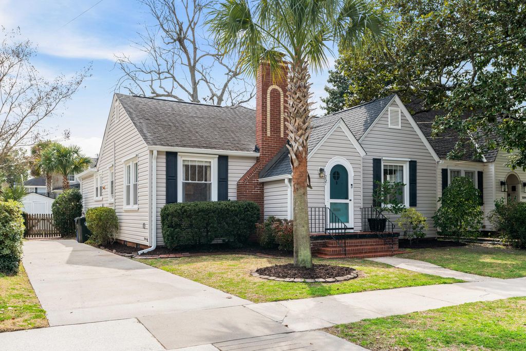 Image 34 of property listing at 237 Gordon Street, Charleston, SC 29403