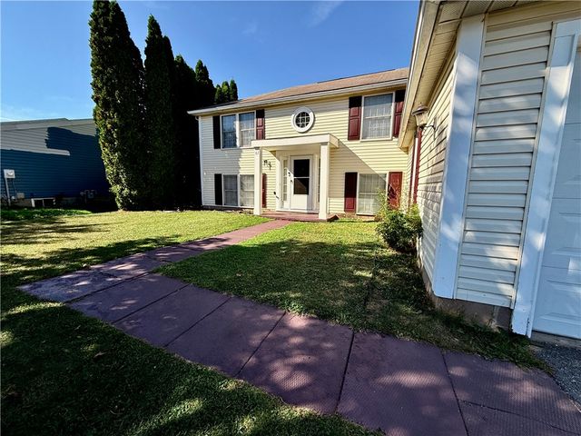 67 Constance West, Greece, NY 14612