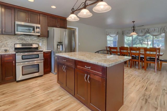 38788 Goldenrod Lane, Oakhurst, CA 93644