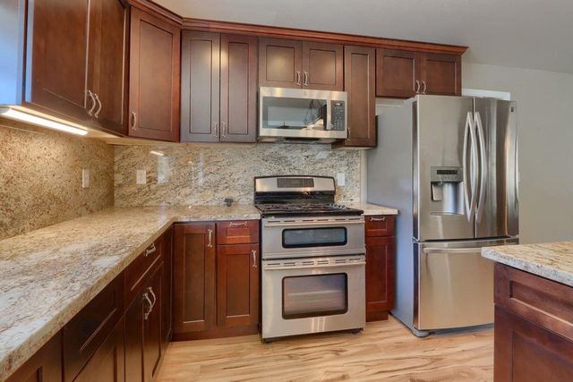 38788 Goldenrod Lane, Oakhurst, CA 93644