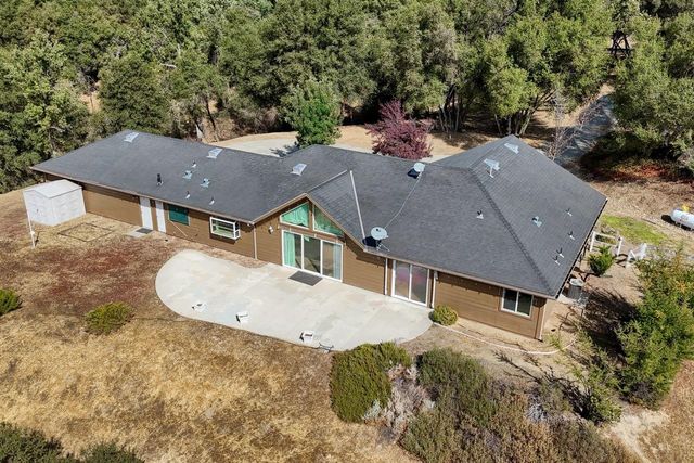 38788 Goldenrod Lane, Oakhurst, CA 93644