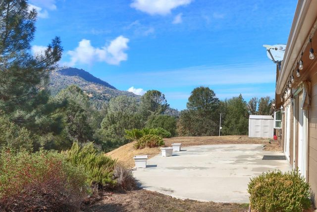 38788 Goldenrod Lane, Oakhurst, CA 93644