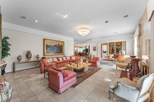 8103 Lake Edge Court, Houston, TX 77071