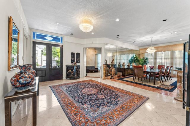 8103 Lake Edge Court, Houston, TX 77071