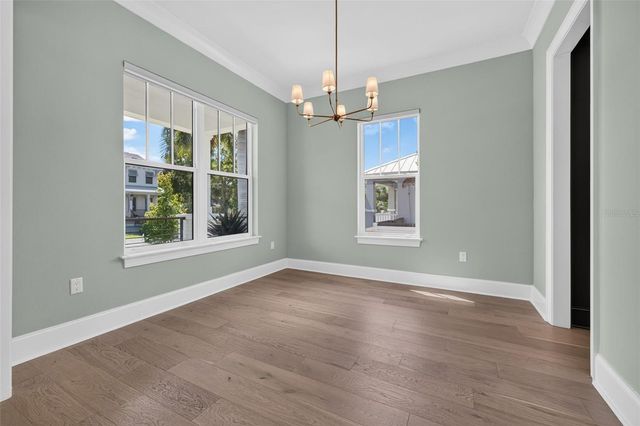 239 39TH AVENUE NE, St Petersburg, FL 33703