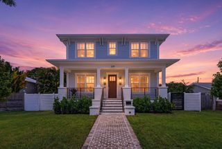 239 39TH AVENUE NE, St Petersburg, FL 33703