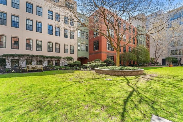 17 Otis St 105, Cambridge, MA 02141