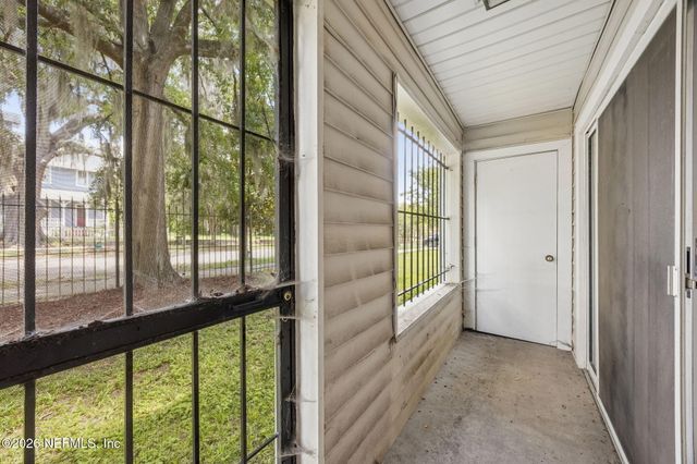 111 1ST Street 28, Jacksonville, FL 32206