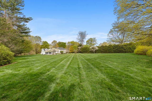 4 Wake Robin Road, Westport, CT 06880
