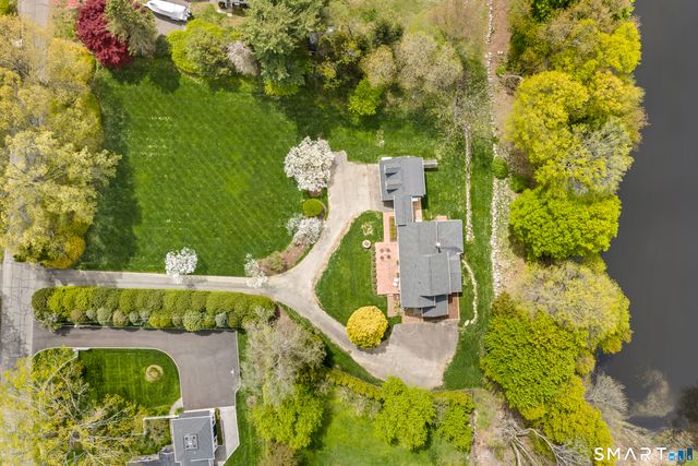 4 Wake Robin Road, Westport, CT 06880