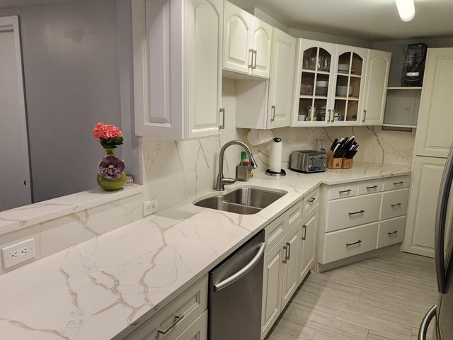 1200 HIBISCUS Avenue 1006, Pompano Beach, FL 33062