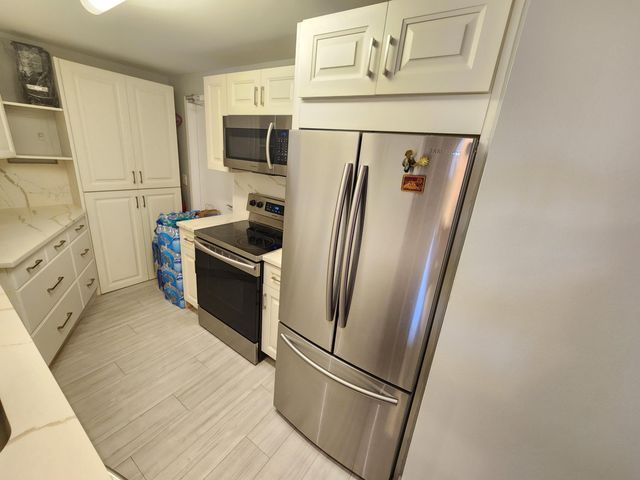 1200 HIBISCUS Avenue 1006, Pompano Beach, FL 33062