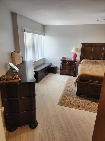 1200 HIBISCUS Avenue 1006, Pompano Beach, FL 33062