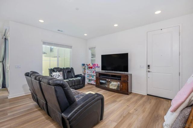 219 Canopy Trails Place, Fallbrook, CA 92028