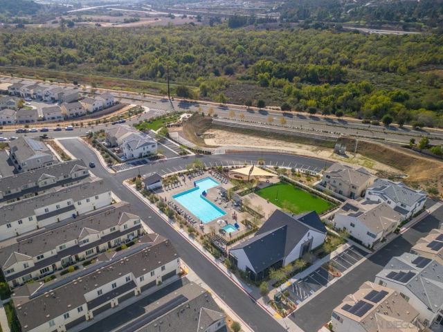 219 Canopy Trails Place, Fallbrook, CA 92028