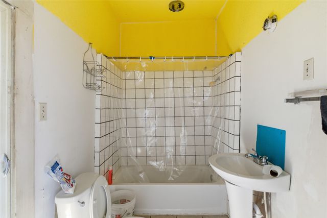 309 S Ostrom Avenue, Eastland, TX 76448