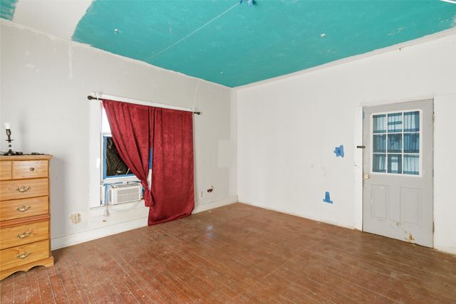 309 S Ostrom Avenue, Eastland, TX 76448