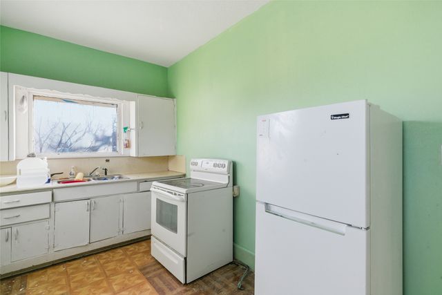 309 S Ostrom Avenue, Eastland, TX 76448