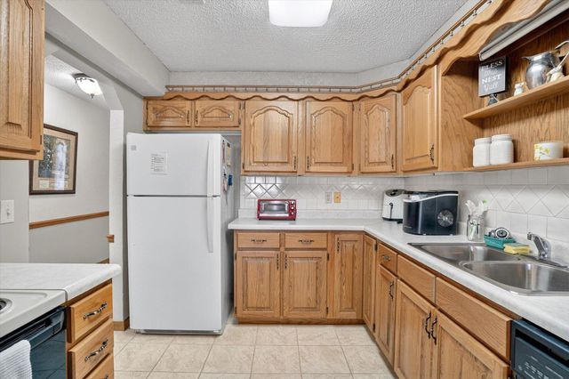 150 Sunken Forest Drive 235, Forsyth, MO 65653