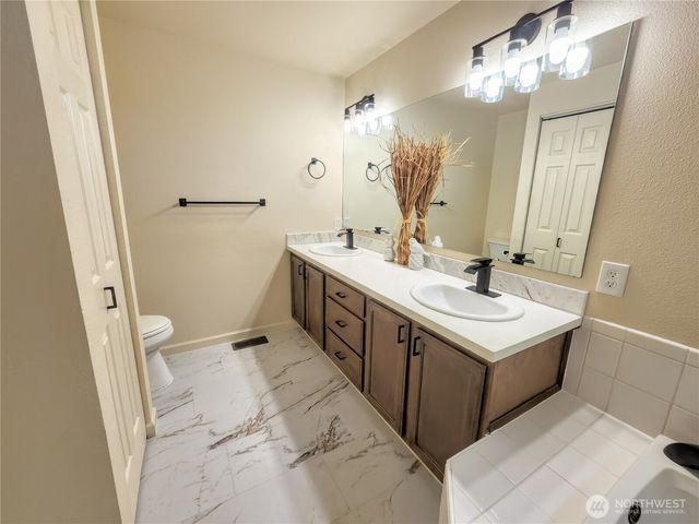 3709 232nd Street Ct E, Spanaway, WA 98387