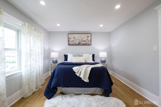 657 Amboy Avenue, Edison, NJ 08837