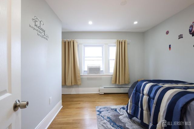 657 Amboy Avenue, Edison, NJ 08837