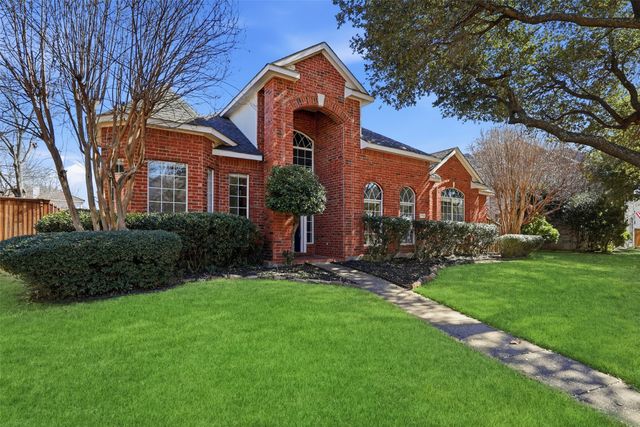 3104 Stonehenge Drive, Richardson, TX 75082