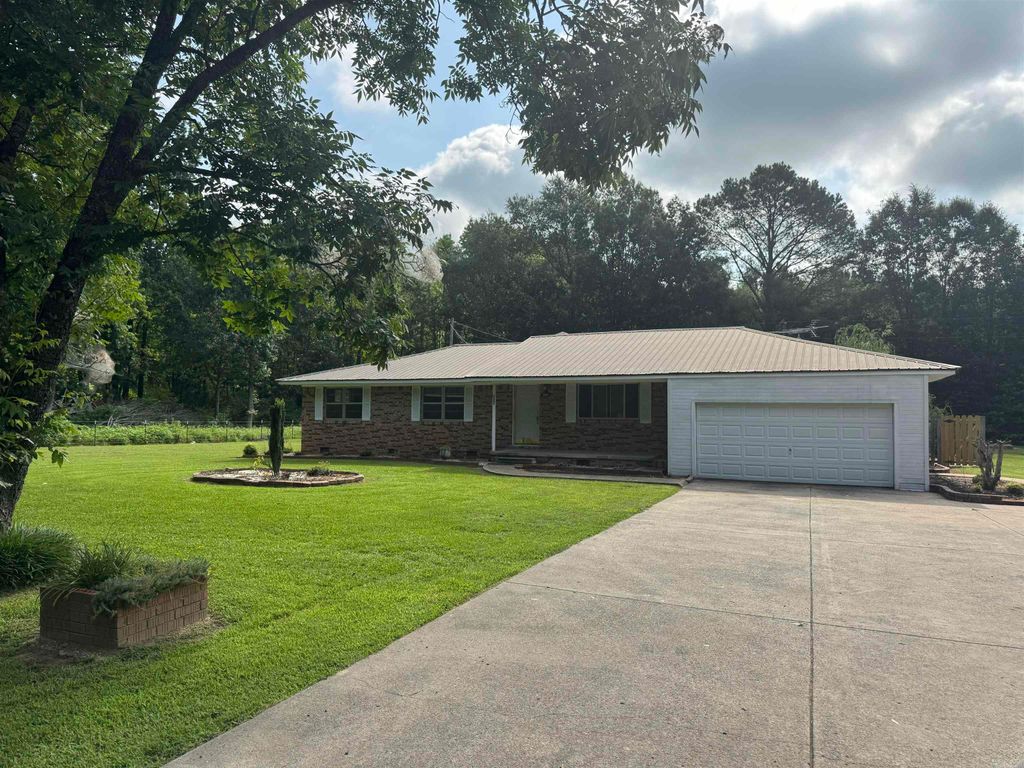 3267 S Hwy 31, Beebe, AR 72012